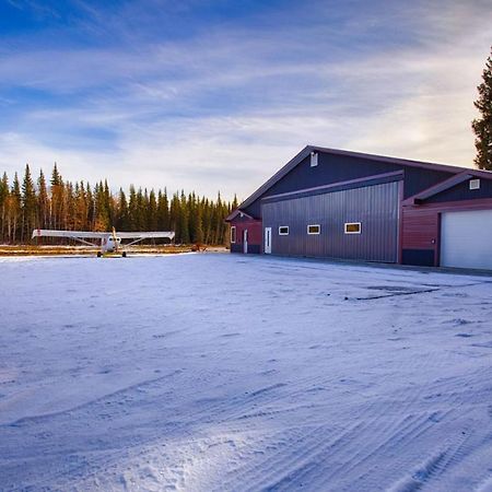 Biplane Hangar Bighorn Room North Pole Εξωτερικό φωτογραφία