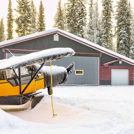 Biplane Hangar Bighorn Room North Pole Εξωτερικό φωτογραφία